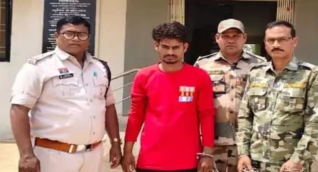 छत्तीसगढ़ - पोते ने पेट्रोल डाल कर दादा को जिंदा जलाया , मौके पर ही हुई बुजुर्ग की मौत