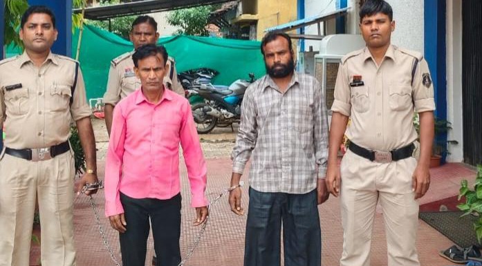 छत्तीसगढ़ - मंदिर की मूर्तियों में इस वजह से लगाया खून , दो आरोपी गिरफ्तार