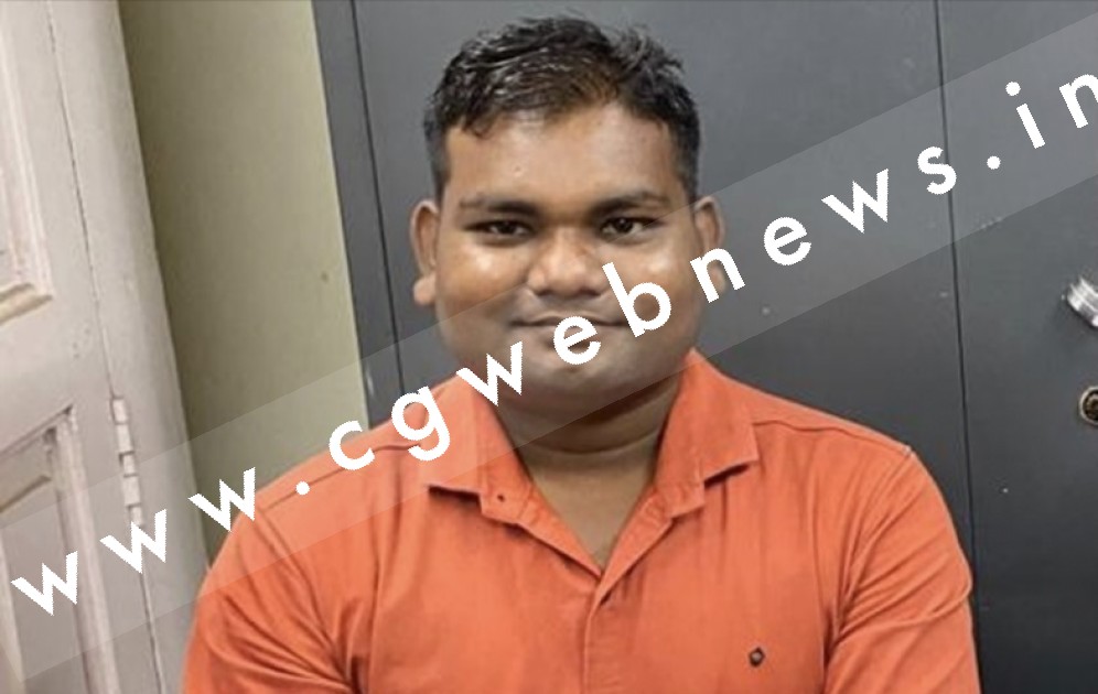 छत्तीसगढ़ - EOW में पदस्थ आरक्षक ने सरकारी क्वाटर में की खुदकुशी , कुछ दिन बाद होने वाली थी शादी