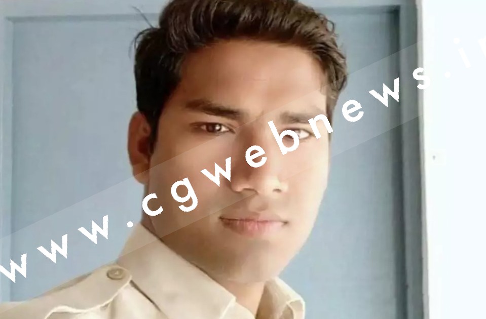 छत्तीसगढ़ - गैस वेल्डिंग की दुकान में ब्लास्ट , आरक्षक का एक हाथ हुआ कट कर अलग , हालत गंभीर