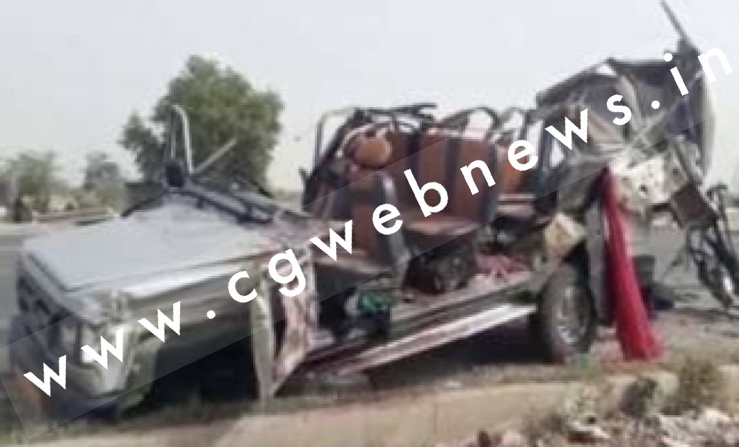 बड़ा सड़क हादसा , 05 लोगो की मौके पर ही मौत , अस्थि विसर्जन कर वापस लौटते वक्त हुआ हादसा