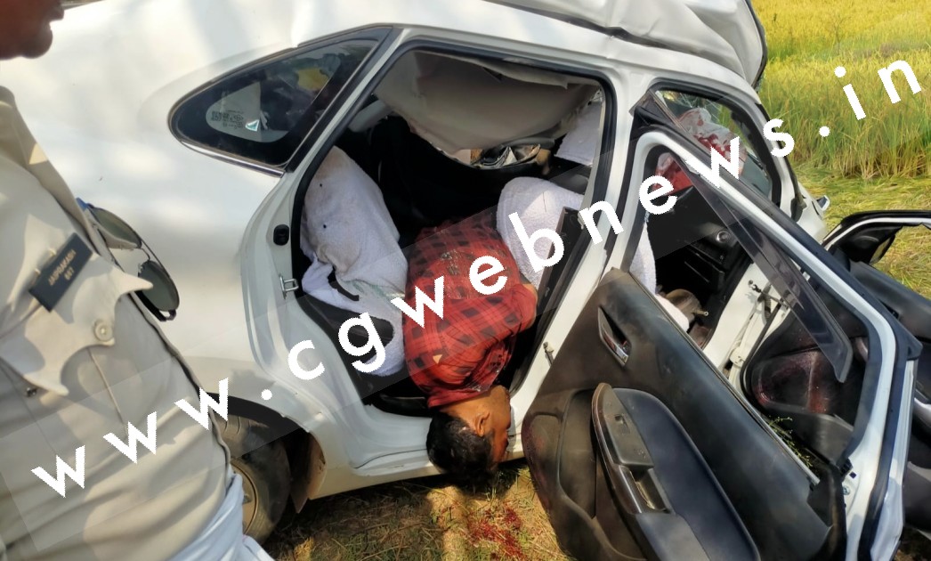 सक्ती - तेज रफ्तार कार पेंड़ से टकराई , हादसे में दो लोगो की मौके पर ही की मौत और एक गंभीर