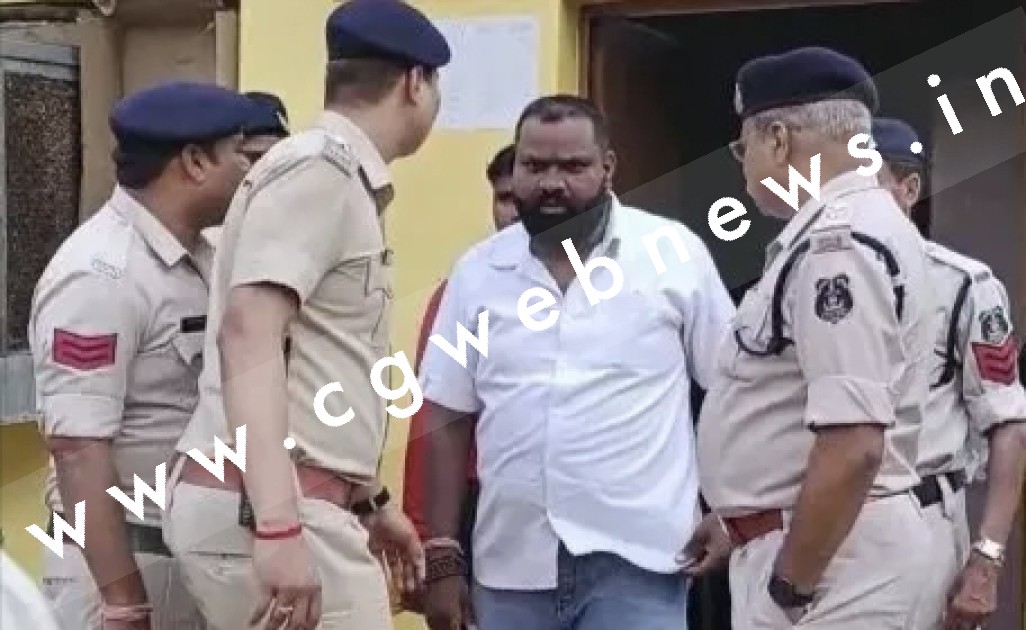 छत्तीसगढ़ - शिवसेना का जिला अध्यक्ष गिरफ्तार , 10 महीने से था फरार , अभी 22 और आरोपी है फरार