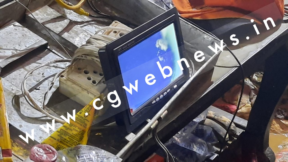 मिशन राहुल - रोबोट को लेकर एक्सपर्ट की टीम पिहरीद पहुँची , भीतर देखे रोबोट की तश्वीर जो लाएगा राहुल को बाहर