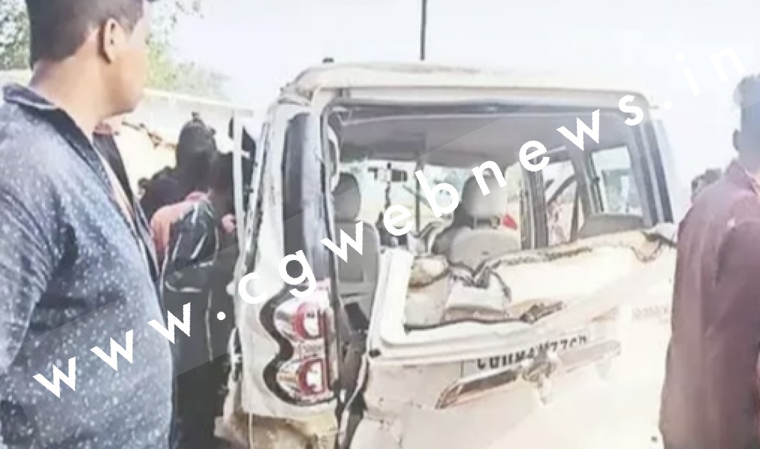 स्कॉर्पियो को ट्रक ने मारी टक्कर , एक युवक की मौके पर ही मौत और 04 की हालत गंभीर