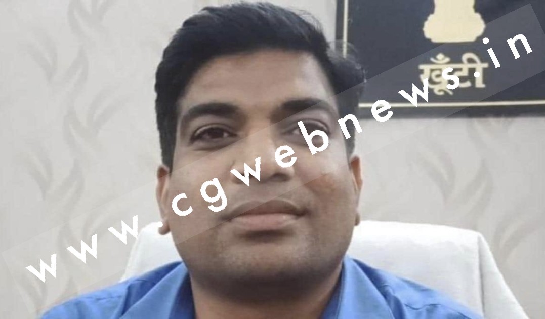 IIT की छात्रा के साथ छेड़खानी के आरोप में SDM सैय्यद रियाज अहमद गिरफ्तार