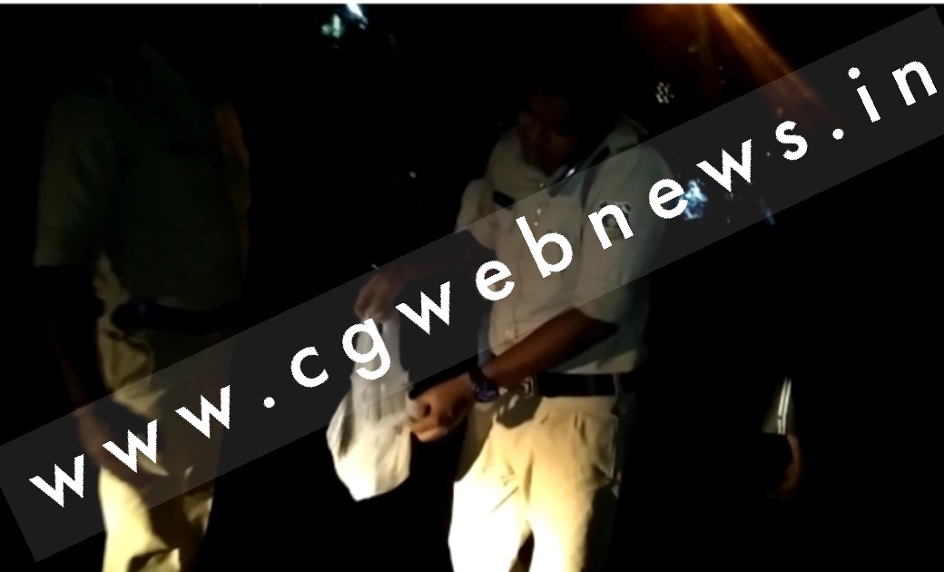 छत्तीसगढ़ - थाने से चोरी हुआ नर कंकाल , चोर को पुलिस नही कर सकती है गिरफ्तार , जाने वजह