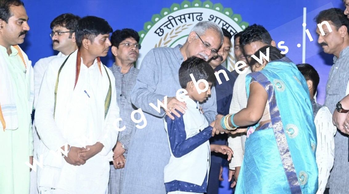 CM भूपेश बघेल का एलान , बोरवेल ब्वाय राहुल की शिक्षा और स्पीच थिरैपी का खर्च सरकार करेगी वहन