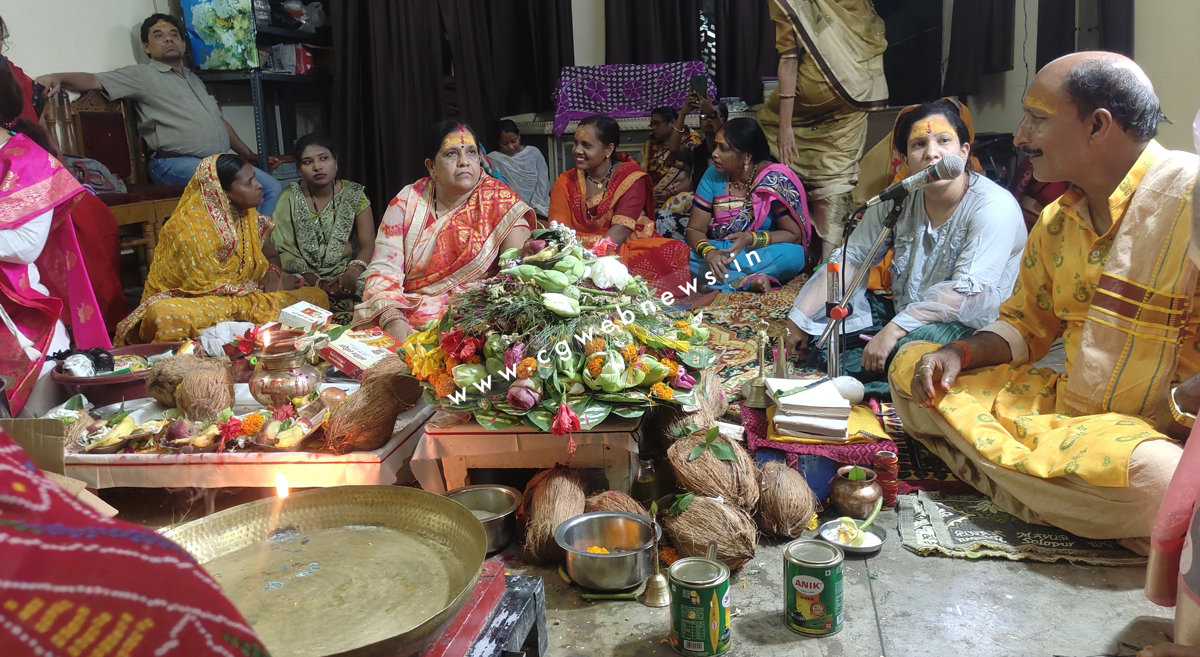 सक्ती - भागवताचार्य पं. भोला शंकर तिवारी ने cgwebnews.in के प्रमुख के निवास में कराया महाशिव रुद्राभिषेक सम्पन्न