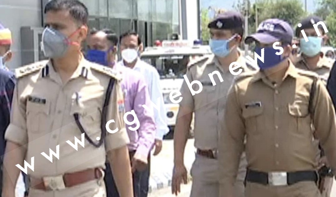 छापे के दौरान पुलिस के उड़ गए होश , जब बड़े घरानों की हाईप्रोफाइल हाउसवाइफ मिली देह ब्यापार करते हुए