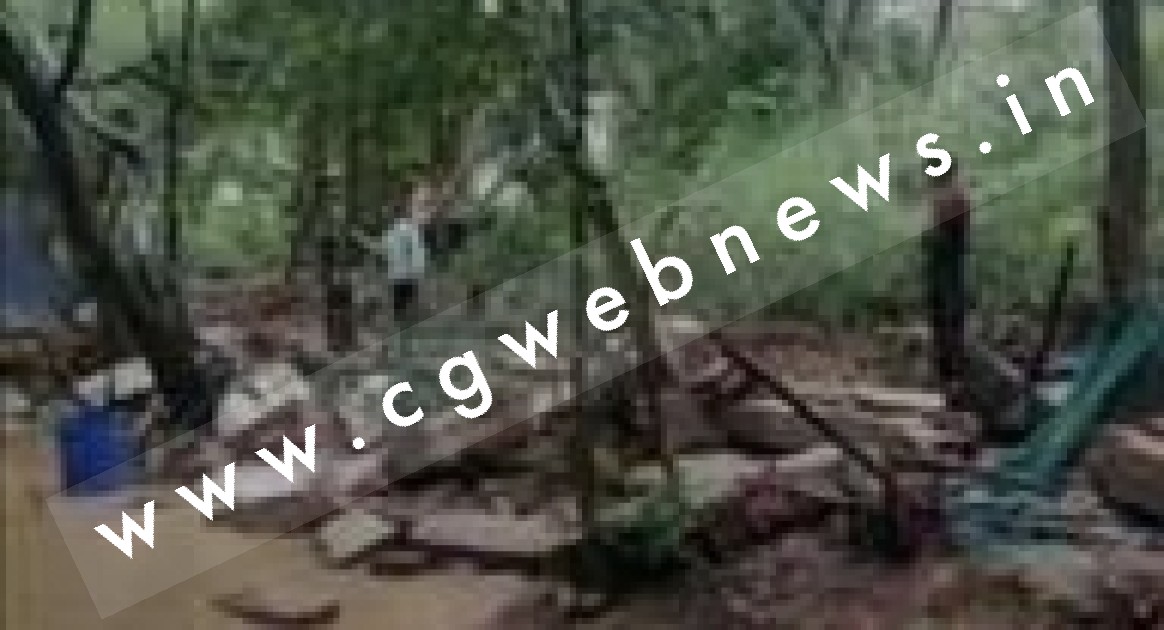 भारी बारिश के चलते दीवार ढहने से 3 बच्चों सहित 10 लोगों की मौत , राहत कार्य जारी , CM ने जताया शोक