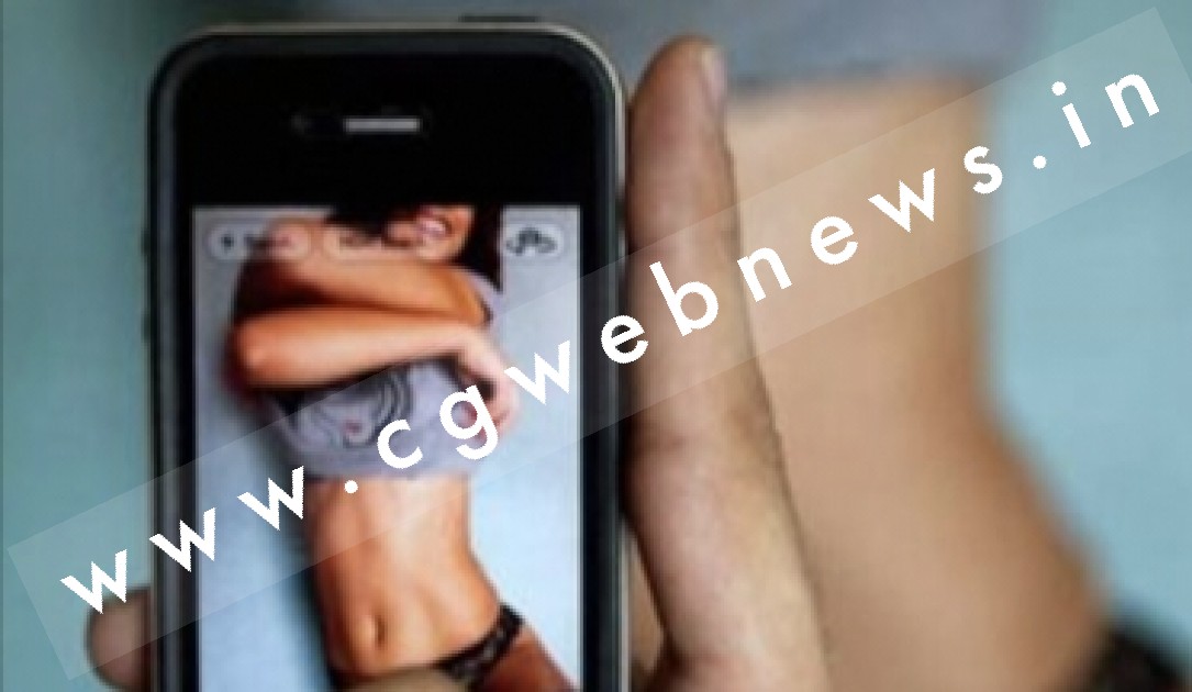 न्यूड वीडियो कॉल कर लोगो को ब्लैकमेल करने वाली 3 युवतियां गिरफ्तार , मुख्य आरोपी की तलाश जारी