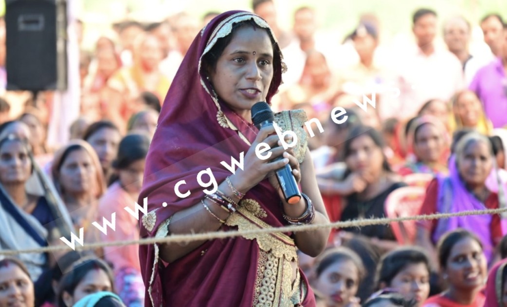 भेंट मुलाकात कार्यक्रम में सक्ती जिले के मुक्ता गांव पहुंचे मुख्यमंत्री , CM ने लोगो से किया यह सवाल