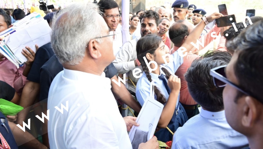 सक्ती - भेंट मुलाकात कार्यक्रम के तहत मुख्यमंत्री भूपेश बघेल ने की यह 14 बड़ी घोषणाएं