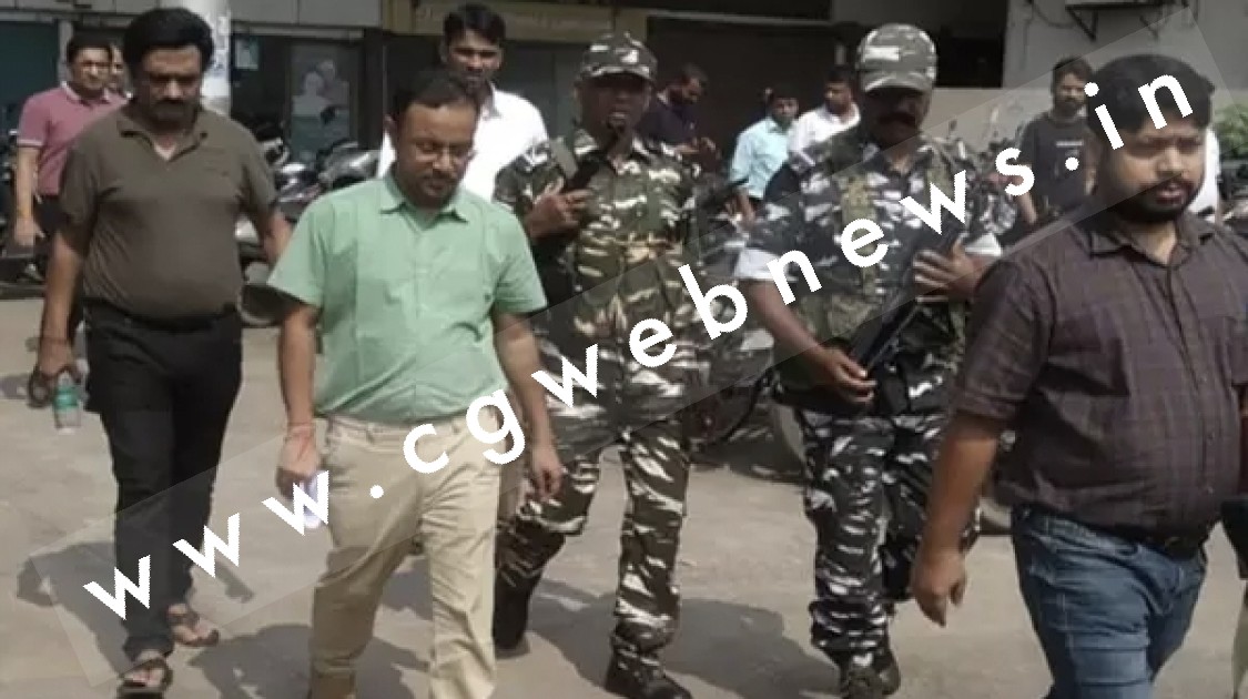 छत्तीसगढ़ से बड़ी खबर , IAS समीर विश्नोई सहित दो अन्य को ED की स्पेशल कोर्ट में किया गया पेश