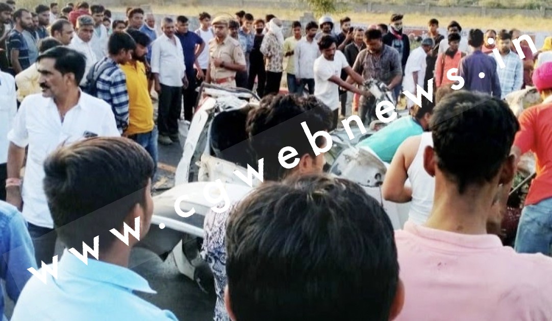 सड़क हादसे में एयरफोर्स ऑफिसर का पूरा परिवार खत्म , ट्रक और कार की टक्कर में ऑफिसर सहित पत्नी और दो बच्चों की मौत