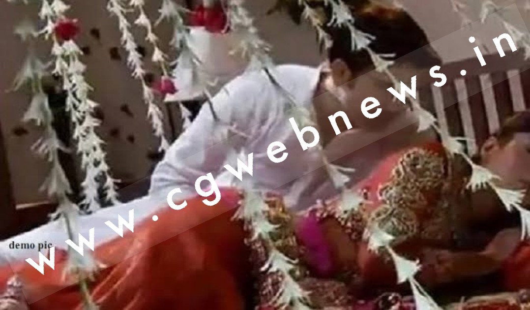 शादी से एक दिन पहले युवती ने दुल्हन का जोड़ा पहन कर प्रेमी के साथ मनाई सुहागरात , जब पति हुई इस बात की जानकारी तब हुआ यह