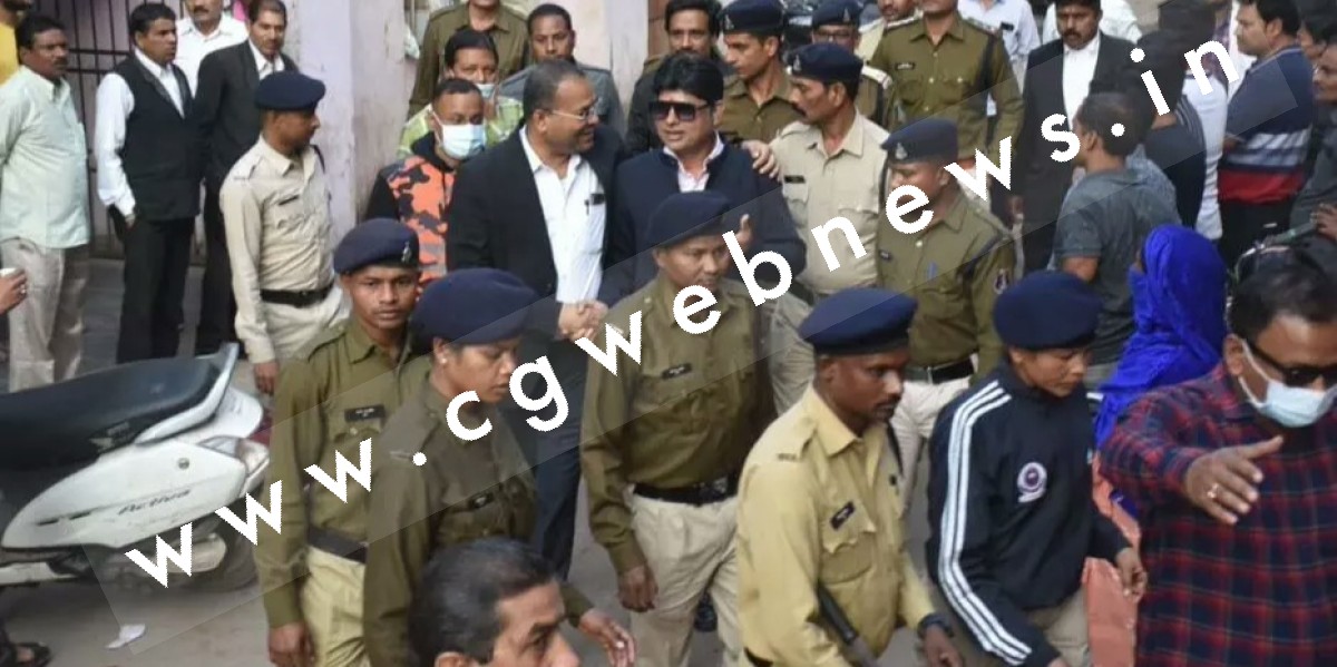 निलंबित IAS समीर विश्नोई सहित चारों आरोपियों को स्पेशल कोर्ट ने 03 दिन की न्यायिक रिमांड पर भेजा