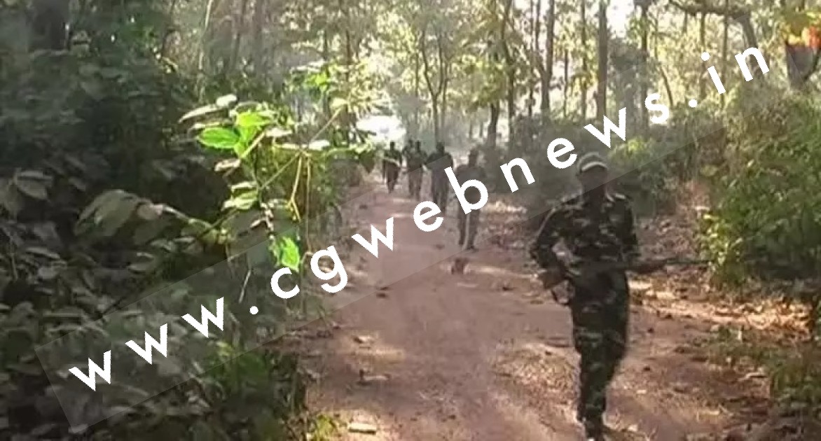 छत्तीसगढ़ - सर्चिंग पर निकले जवानों को नग्न हालत में मिला 13 दिन से लापता युवती का शव , पुलिस जाँच में जुटी