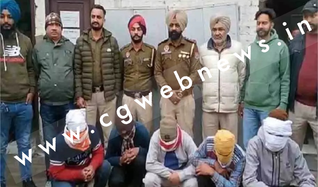 स्पा सेंटर की आड़ में चल रहा था देह ब्यापार का काला कारोबार , दो युवतियों सहित 07 गिरफ्तार