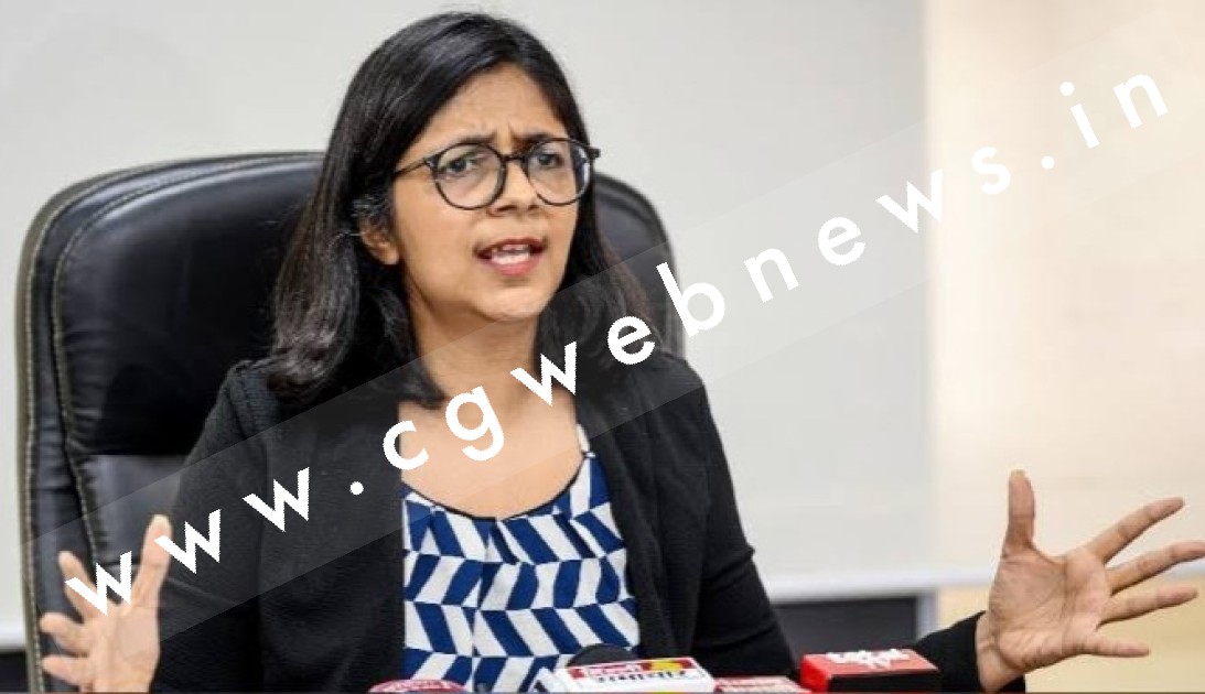 बड़ी खबर , महिला आयोग प्रमुख स्वाति मालीवाल का होने वाला था अंजलि जैसा हश्र ??? , कार चालक ने 15 मीटर तक घसीटा