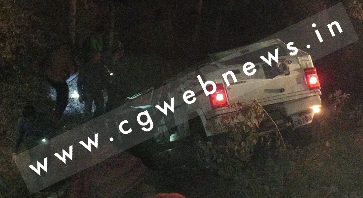 छत्तीसगढ़ - भाजपा प्रदेश अध्यक्ष के काफिले की पायलट वाहन दुर्घटनाग्रस्त , हादसे में प्रधान आरक्षक की मौत और तीन घायल