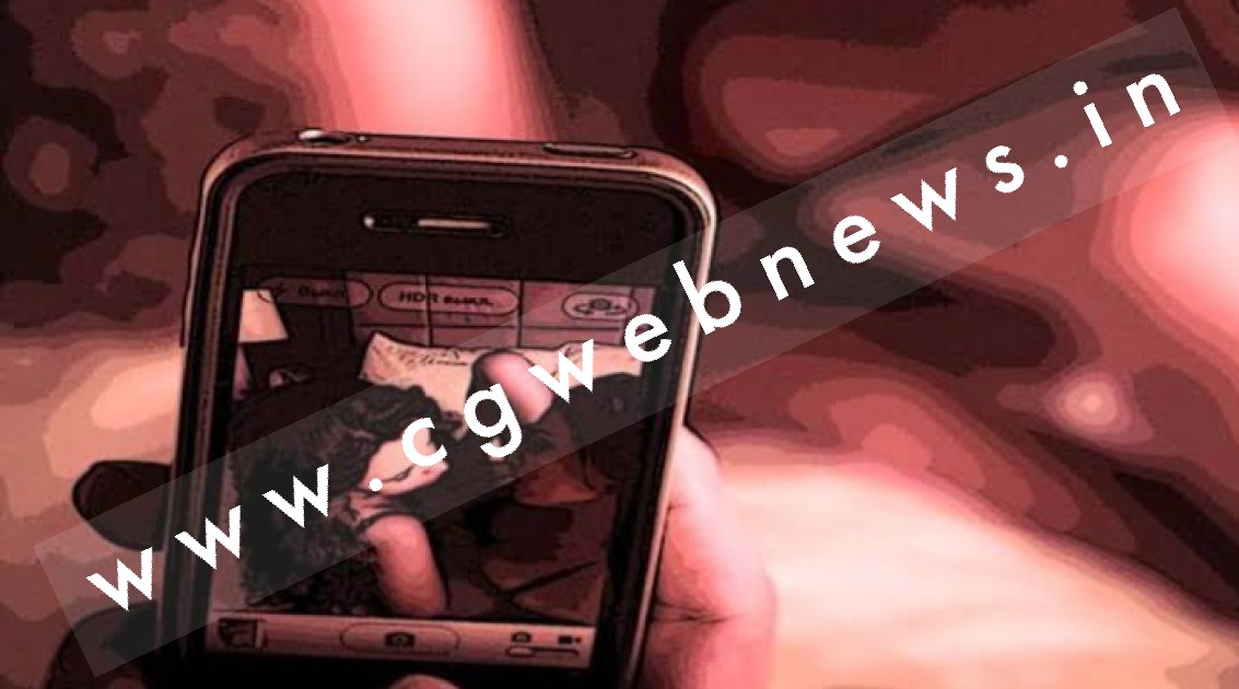 प्यार के नाम पर युवती के साथ रेप कर बनाया अश्लील वीडियो , फिर ब्लैकमेल कर दोस्तो से कराया गैंगरेप , उसके बाद करने लगे यह मांग