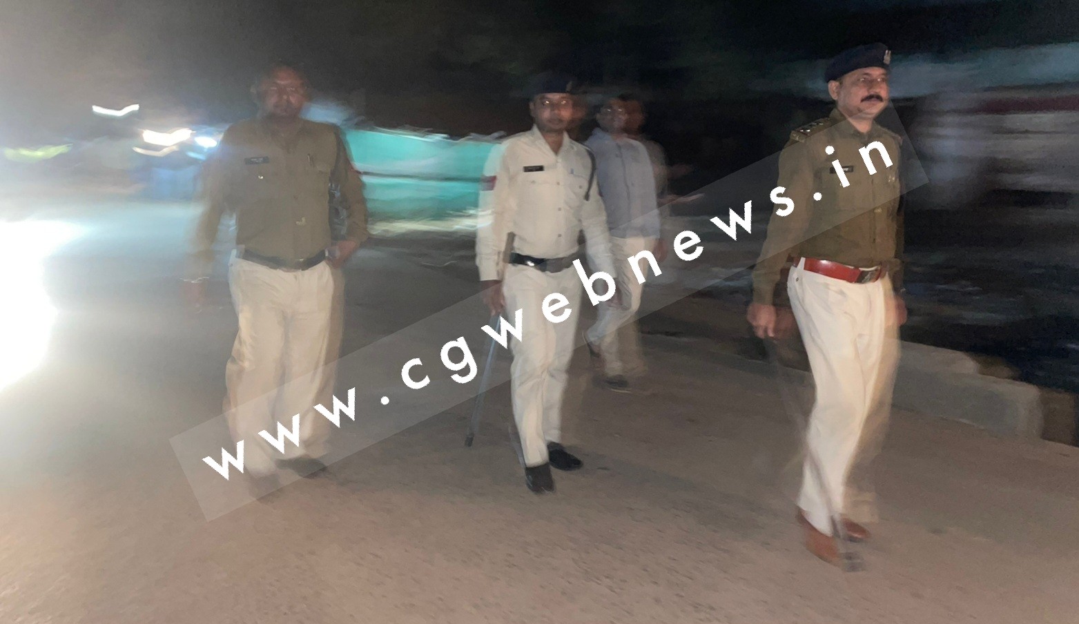 सक्ती के नए कोतवाल धीरे धीरे ही सही लेकिन आ रहे है फूल फार्म में , अब सक्ती की जमीन होगी गर्म , भीतर देखे तश्वीर