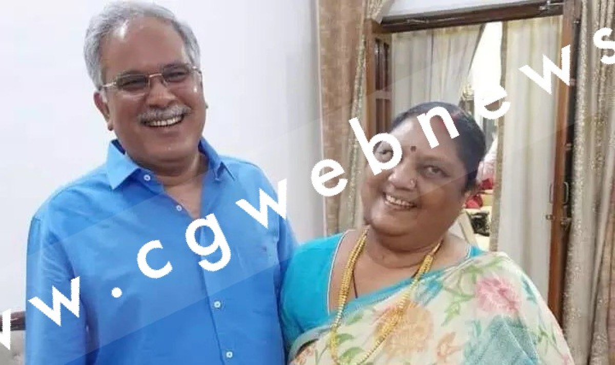 CM भूपेश बघेल ने ट्विटर पर अपनी रोमांटिक तश्वीर शेयर कर कही यह बात , भीतर देखे CM की रोमांटिक तश्वीर