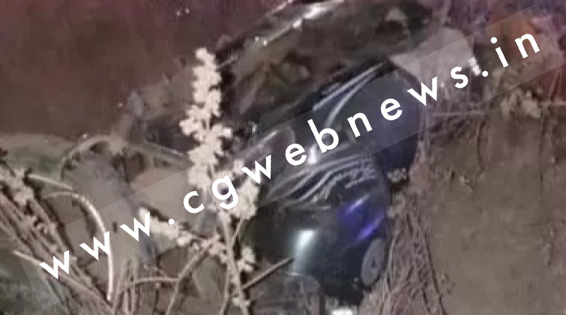 छत्तीसगढ़ - तेज रफ्तार कार ने बाईक सवार चार लोगों को मारी टक्कर , हादसे में दो लोगो की मौत