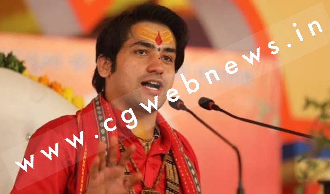 अपने छोटे भाई पर FIR के बाद धीरेन्‍द्र कृष्‍ण शास्‍त्री ने तोड़ी चुप्पी , दिया यह बड़ा बयान