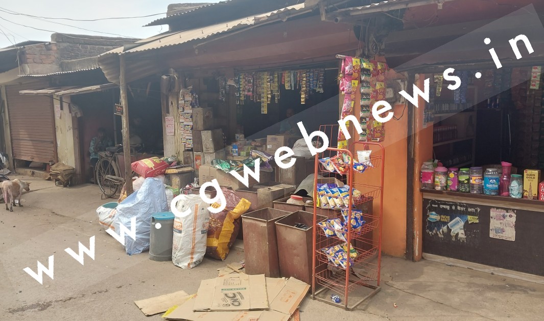 सक्ती - बुधवारी बाजार के अतिक्रमणकारियों लिया बड़ा फैसला , हमारे दुकान से पहले इस ब्यक्ति के एजेंसी को तोड़ा जाय