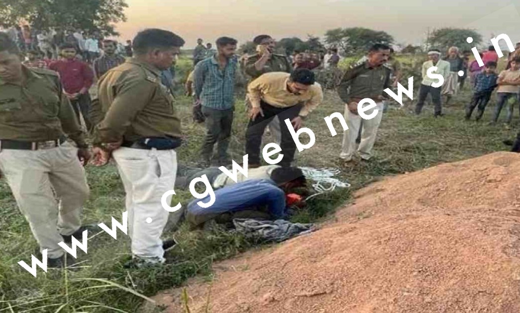 एक और मासूम गिरी खुले बोरवेल में , 30 फिट की गहराई पर है फंसी , रेस्क्यू ऑपरेशन जारी