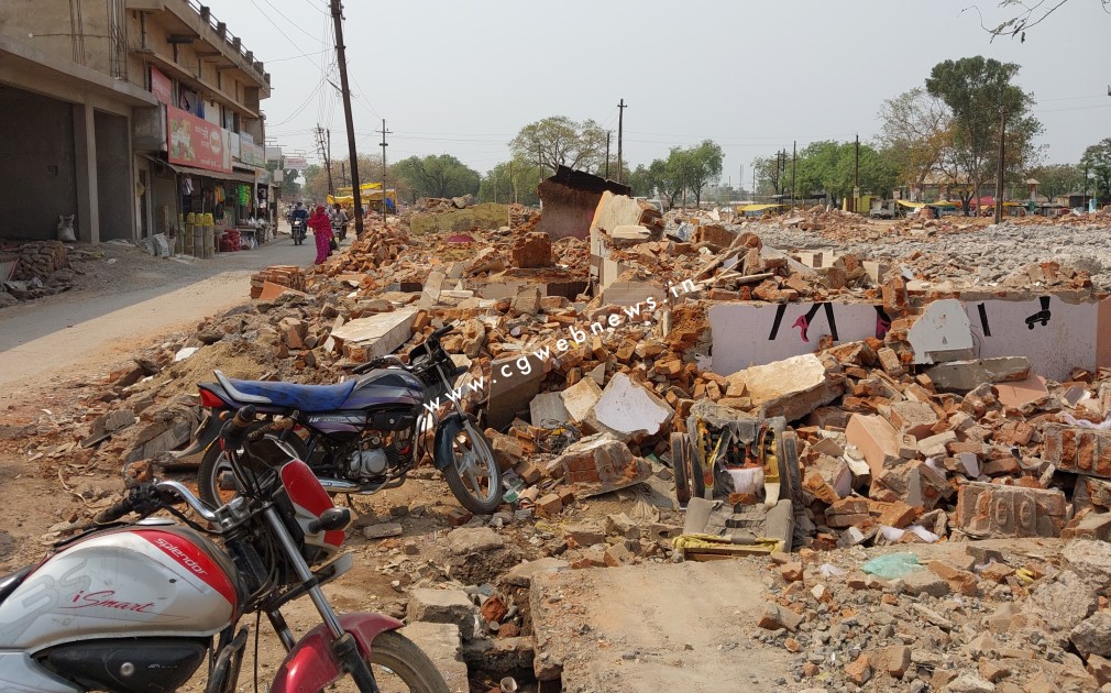 SAKTI BIG BREAKING - नगर पालिका के अधिकारी शंखपुष्पी का डबल डोज लेना भूल  गए , अब रंगों के बजाय कँही ,,,