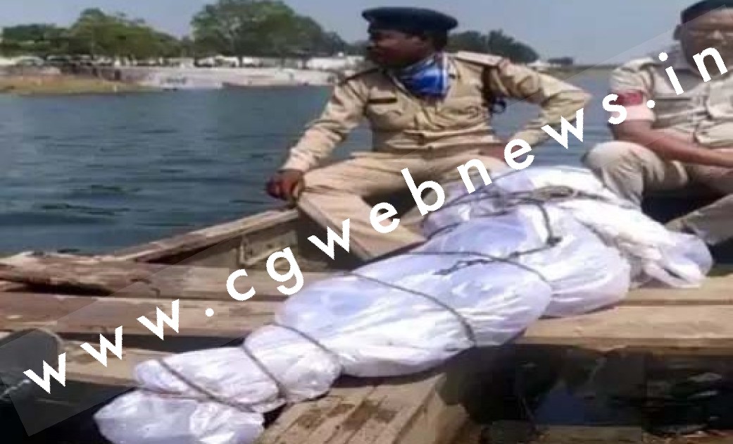 जांजगीर चाम्पा - नदी किनारे नर कंकाल मिलने से इलाके में मची सनसनी , हत्या कर रेत में दफनाने की आशंका