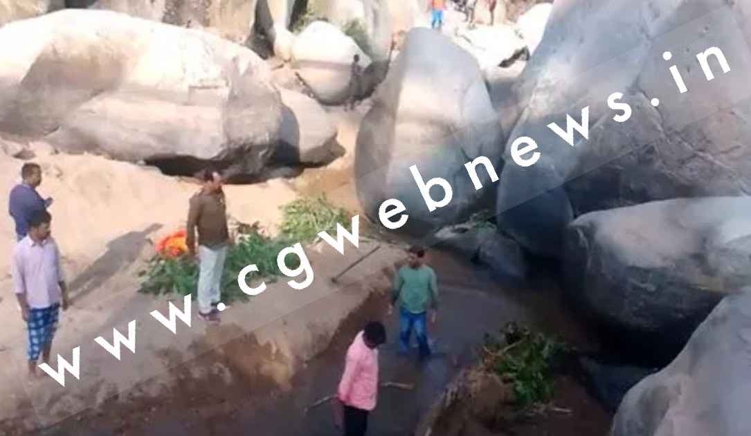 छत्तीसगढ़ - CAF के जवान ने पत्नी की हत्या कर शव को नदी में छिपाया , एक माह पहले ही हुई थी शादी