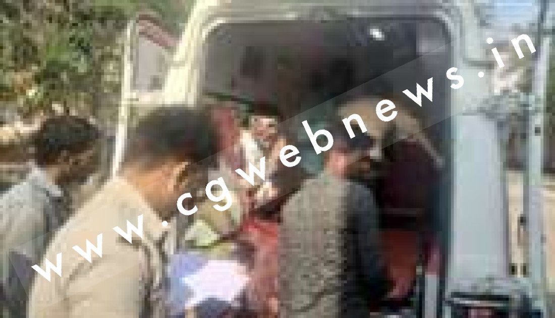 बड़ी खबर , स्नान के लिए जा रहे श्रद्धालुओं से भरा पिकअप पलटा , 16 लोग घायल , सभी का ईलाज जारी