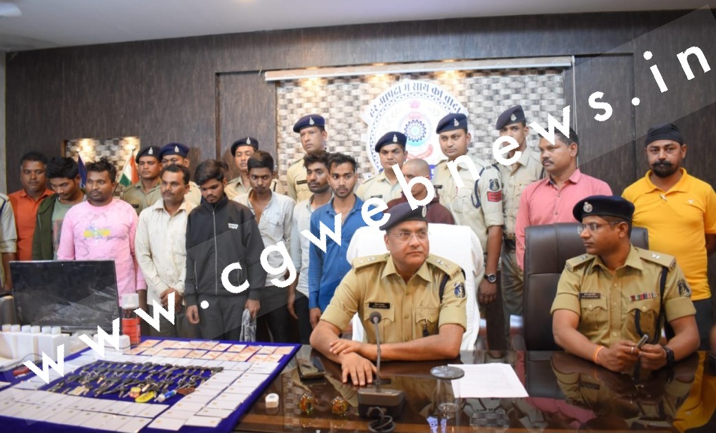 जांजगीर चाम्पा - अंतरजिला बाईक चोर गिरोह का पर्दाफाश , 09 आरोपियों से 36 बाईक जप्त , देखे बाईक का नाम और चेचिस नंबर