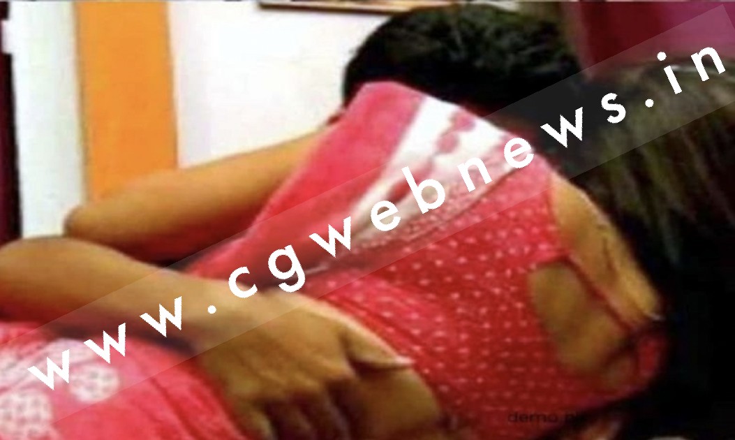 पति के अवैध संबंध से परेशान होकर पत्नी ने उठाया ऐसा खौफनाक कदम जिससे 05 बच्चे हो गए अनाथ