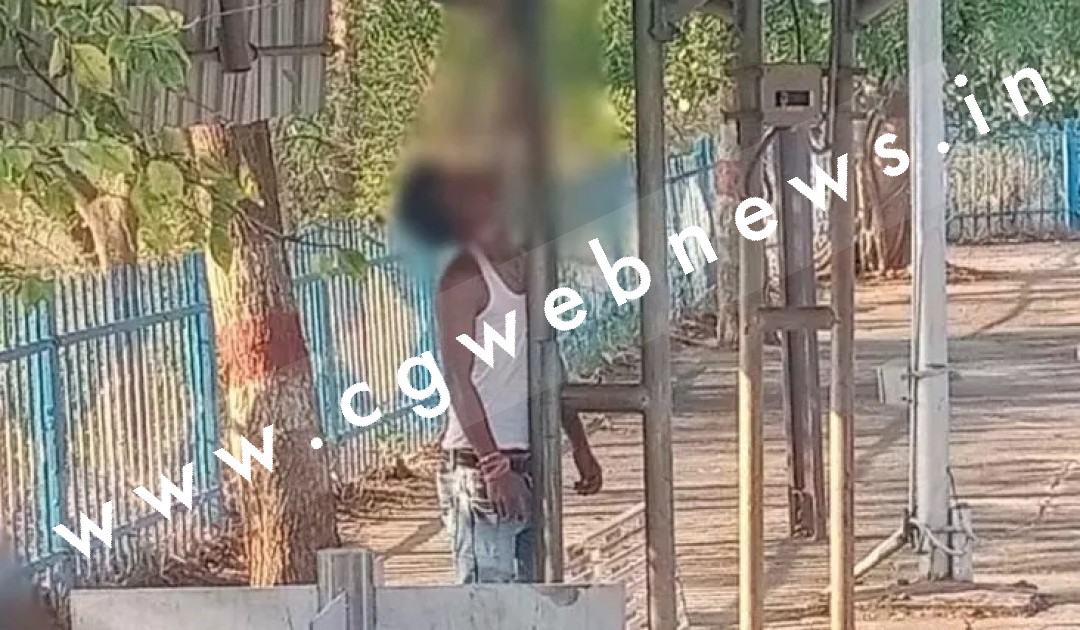 छत्तीसगढ़ - एकलौते बेटे ने रेलवे प्लेटफार्म पर फाँसी लगा कर की खुदकुशी , GRP जाँच में जुटी