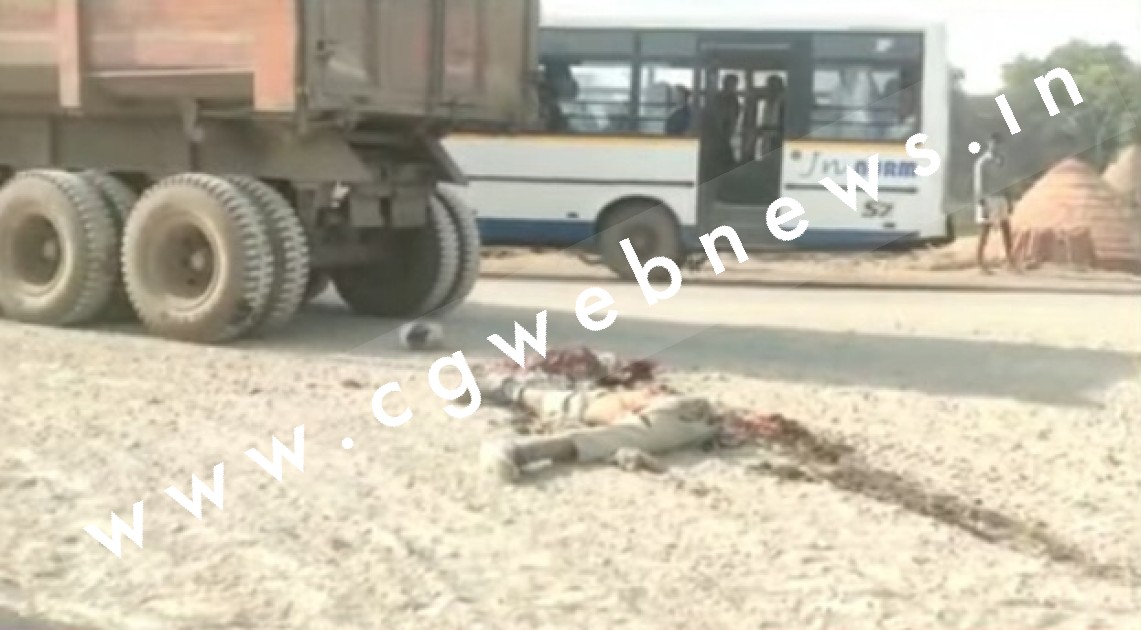 सक्ती - खून से लाल हुई सक्ती की सड़क , तेज रफ्तार डंफर की चपेट में आ कर दो युवकों की मौके पर ही मौत