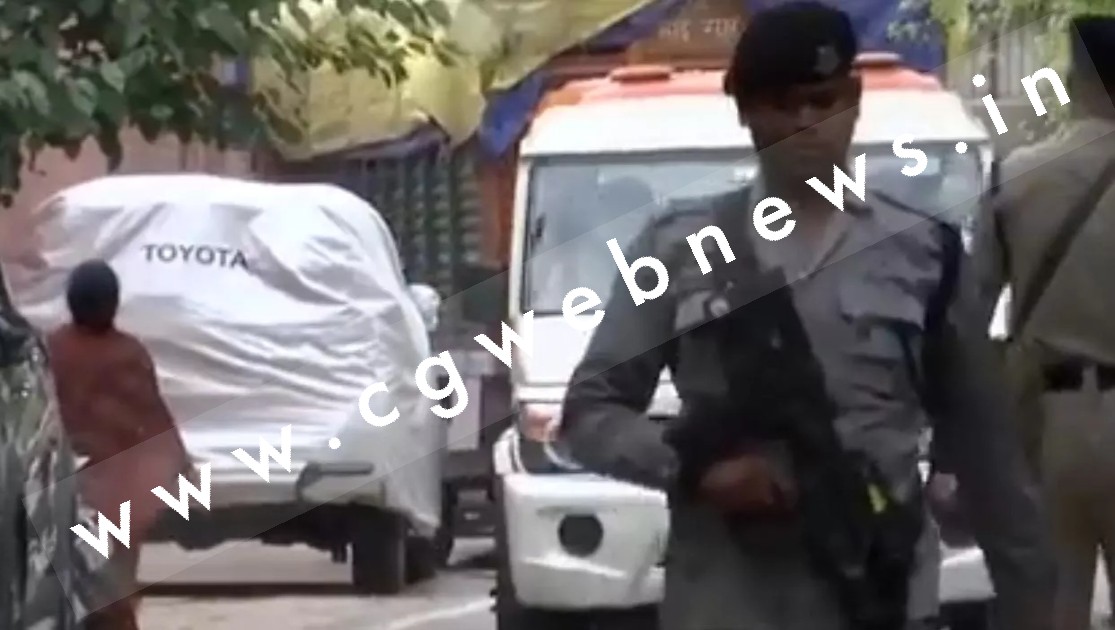 घर खाली कर रहे हैं राहुल गांधी , मां सोनिया गांधी के आवास में हुए शिफ्ट