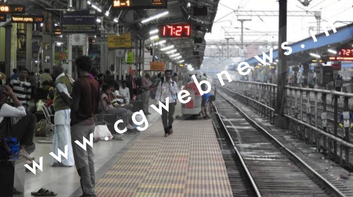 छत्तीसगढ़ - प्लेटफॉर्म क्रमांक 02 पर अज्ञात अधेड़ की लाश मिलने से मची सनसनी