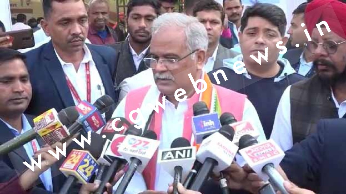 मुख्यमंत्री भूपेश बघेल का कर्नाटक दौरा स्थगित , कल जाएंगे दंतेवाड़ा