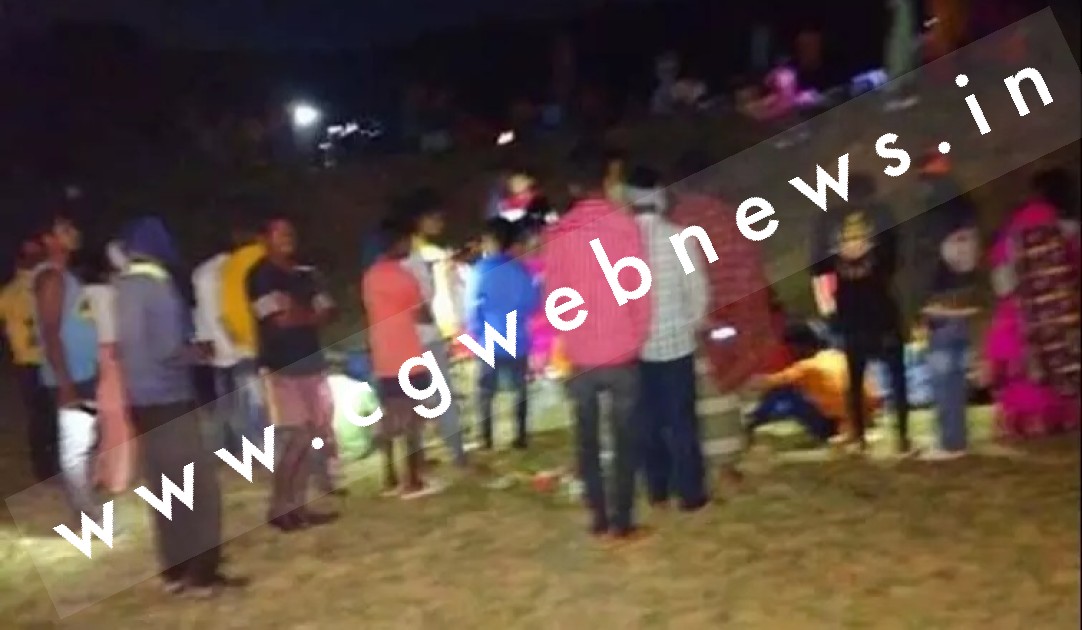 शादी समारोह से लौटते वक्त वाहन हुआ दुर्घटनाग्रस्त , 05 लोगो की मौके पर ही मौत , कई घायल