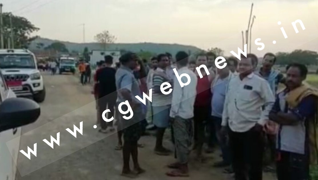 छत्तीसगढ़ - शिक्षक पिता की नौकरी हथियाने हैवान बेटे ने खेला खूनी खेल , पिता के साथ मां और दादी को उतारा मौत के घाट