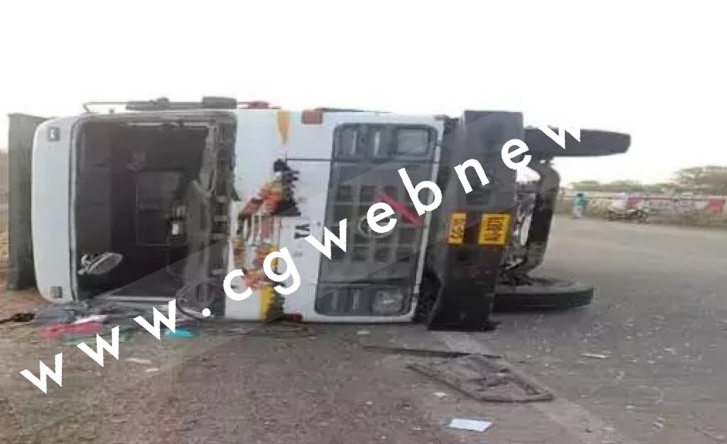 NH-49 में बड़ा सड़क हादसा , सक्ती आते वक्त हायवा की चपेट में आने से एक युवक की मौत और दो गंभीर