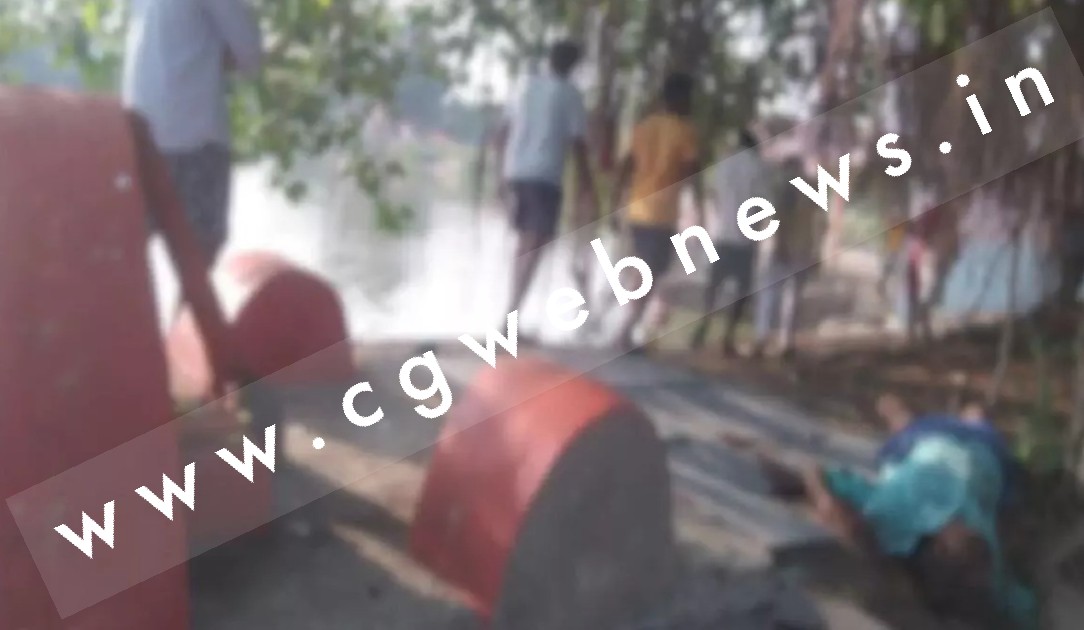 छत्तीसगढ़ - तालाब के पास युवक की पत्थर से कुचल कर हत्या , पुलिस जाँच में जुटी