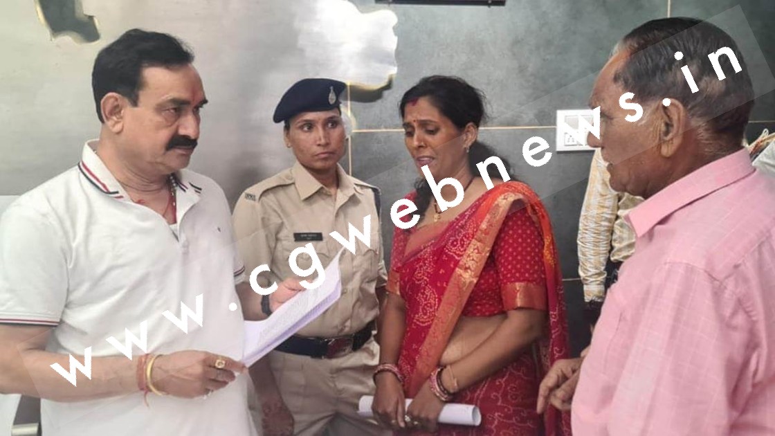 जिला कांग्रेस अध्यक्ष पद से हटाए जाने के बाद पूर्व अध्यक्ष ने सरकार से मांगी सुरक्षा , पार्टी के पदाधिकारियों पर लगाये गंभीर आरोप