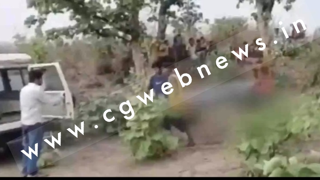 पेड़ से लटकी मिली प्रेमी जोड़े की 20 दिन पुरानी लाश , इलाके में फैली सनसनी , पुलिस जाँच में जुटी